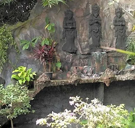 Quarto em Acomodações Particulares Praety Ubud